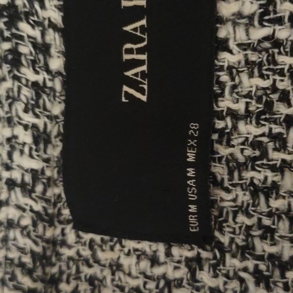 Zara Silver Tweed Blazer With Chenille Fringe Trim Size Medium EUC - Picture 11 of 16